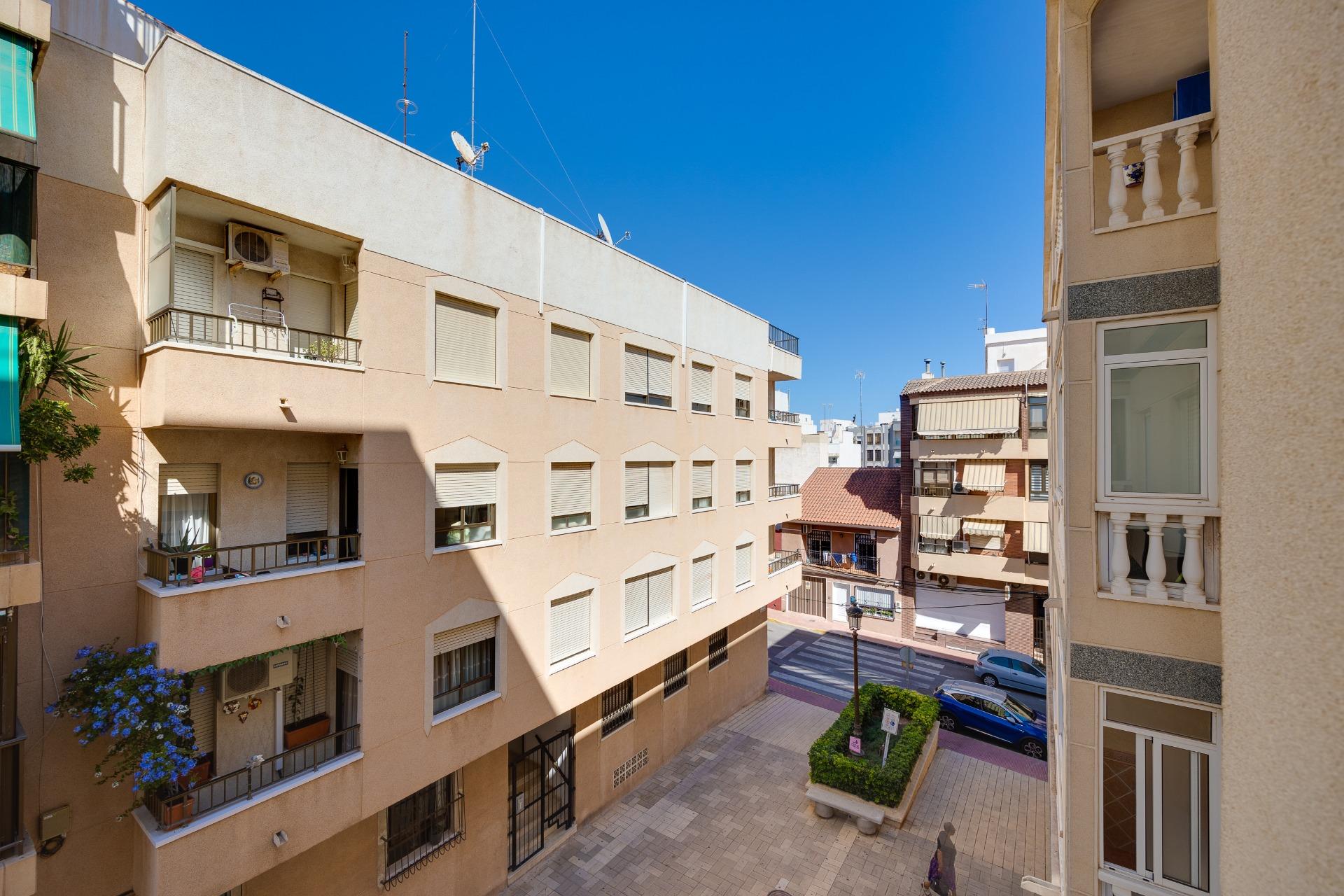 2 Bed, 1 Bath, ApartmentFor Sale, Guardamar Del Segura, Alicante
