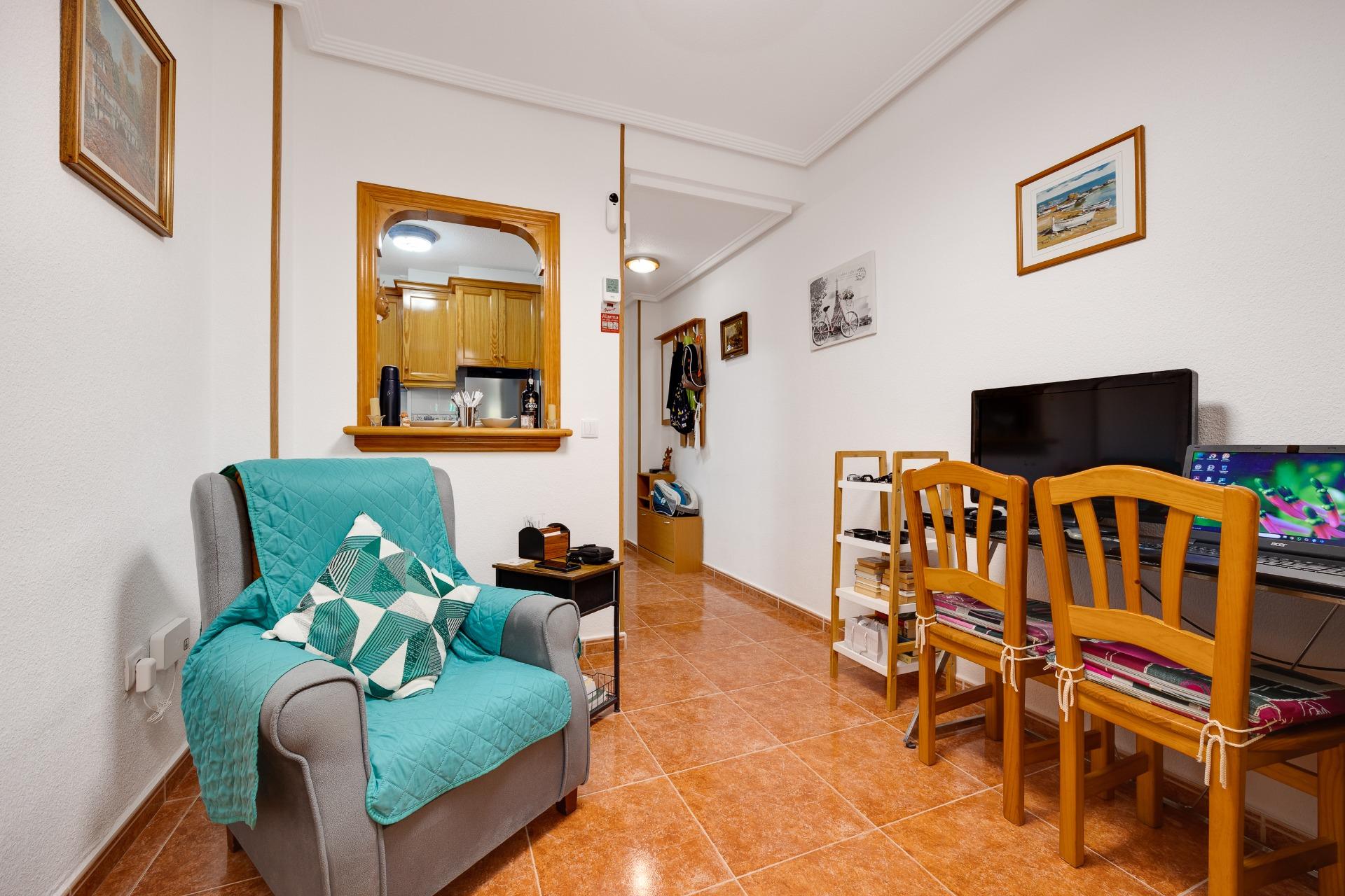 2 Bed, 1 Bath, ApartmentFor Sale, Guardamar Del Segura, Alicante