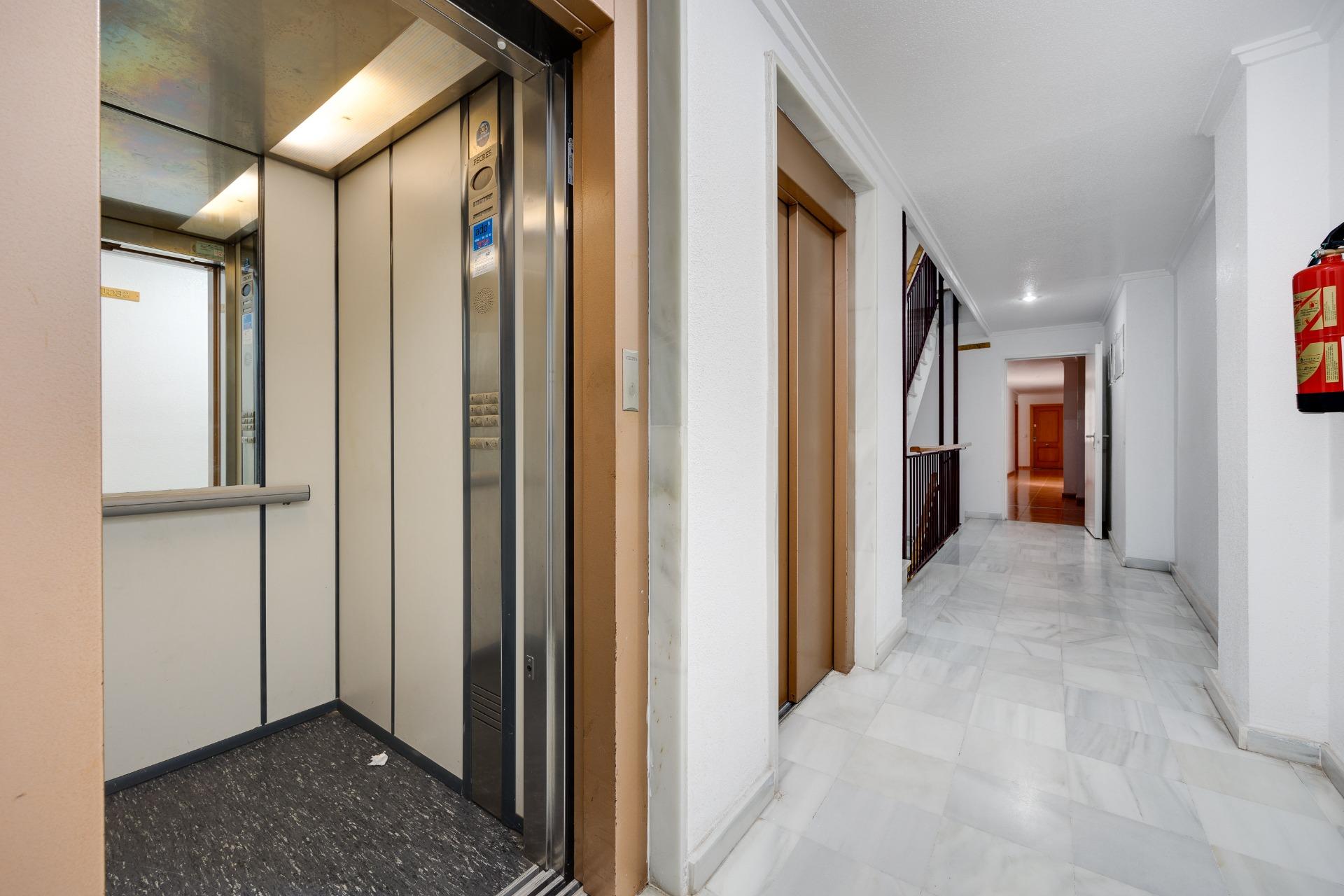 2 Bed, 1 Bath, ApartmentFor Sale, Guardamar Del Segura, Alicante