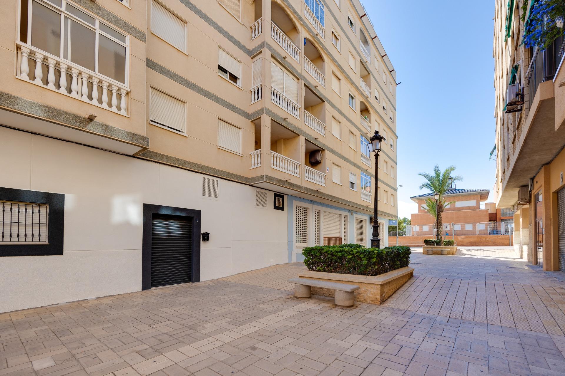 2 Bed, 1 Bath, ApartmentFor Sale, Guardamar Del Segura, Alicante