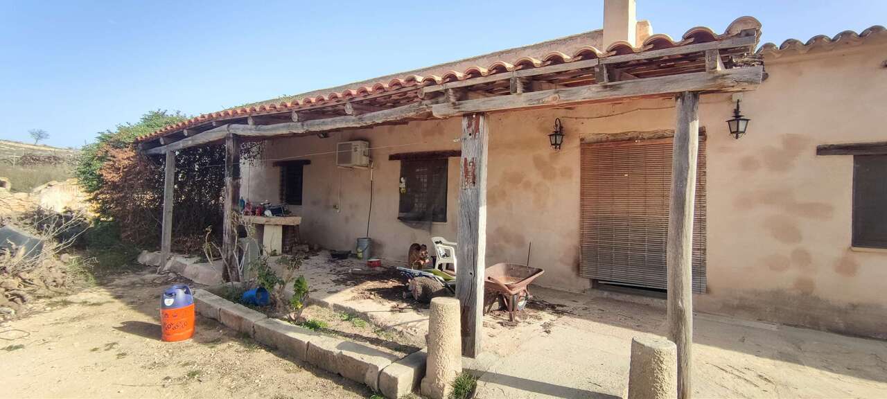 4 Bed, 1 Bath, HouseFor Sale, Pinoso, Alicante