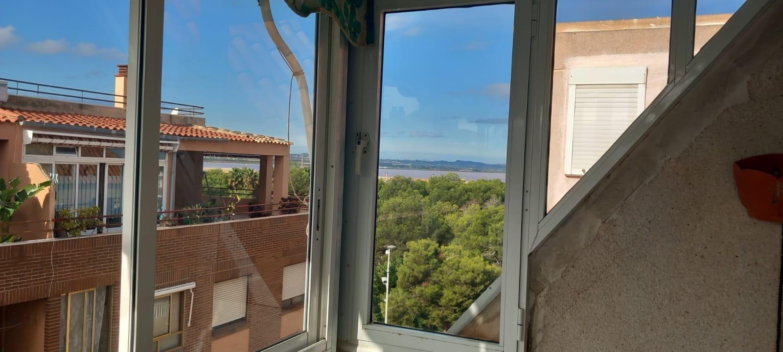 2 Bed, 1 Bath, ApartmentFor Sale, Torrevieja, Alicante