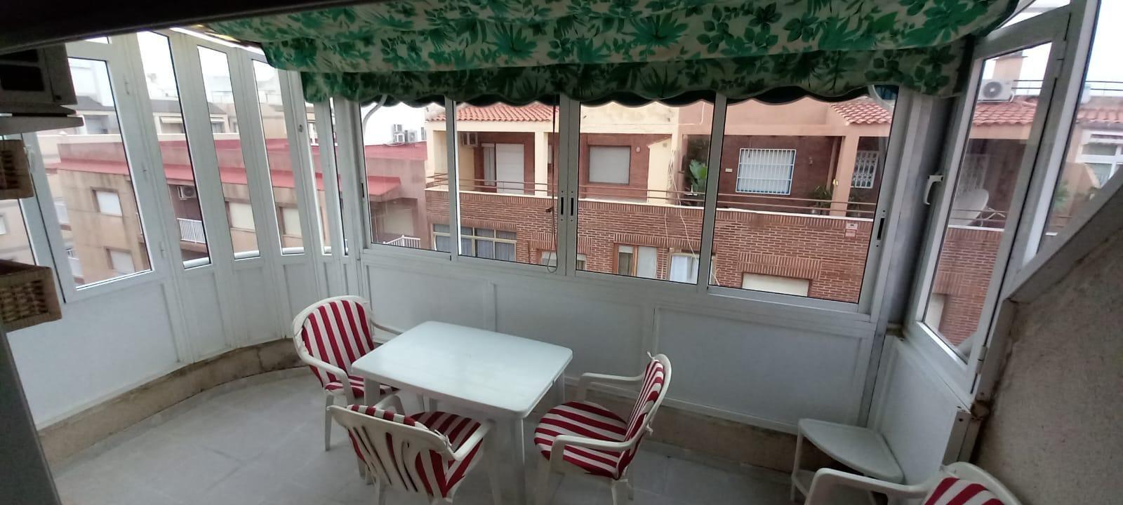 2 Bed, 1 Bath, ApartmentFor Sale, Torrevieja, Alicante