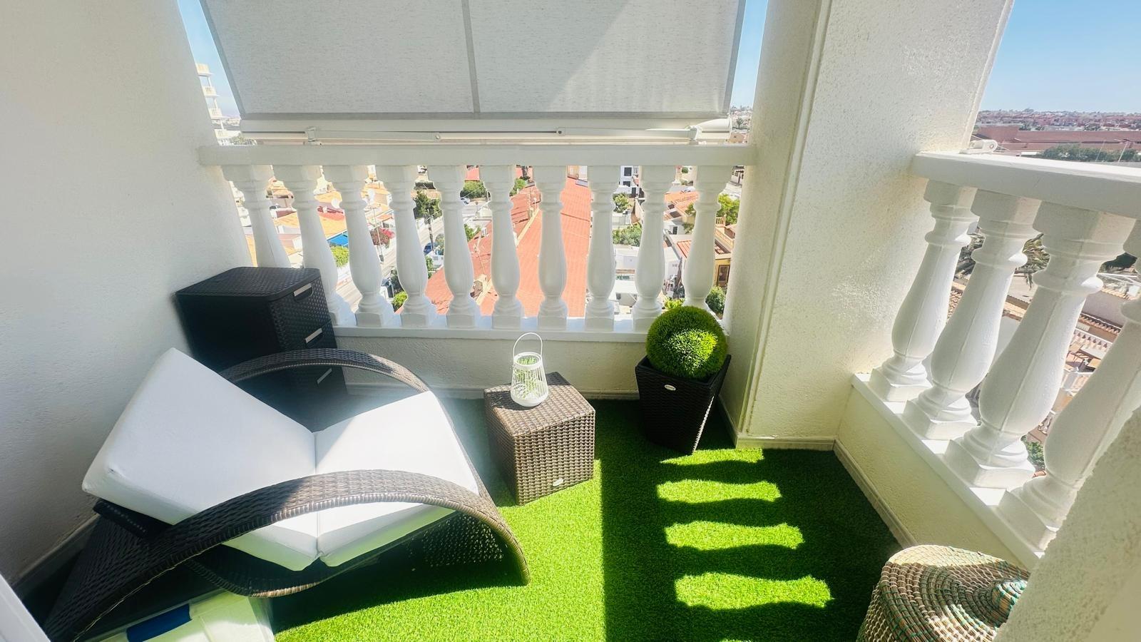 2 Bed, 1 Bath, ApartmentFor Sale, Torrevieja, Alicante