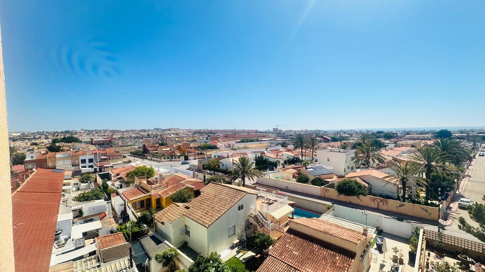 2 Bed, 1 Bath, ApartmentFor Sale, Torrevieja, Alicante