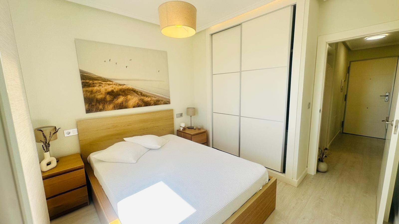 2 Bed, 1 Bath, ApartmentFor Sale, Torrevieja, Alicante