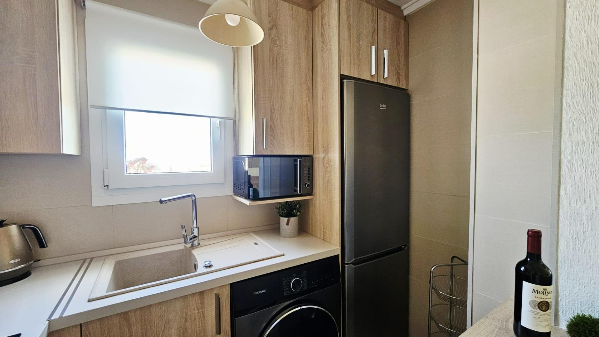 2 Bed, 1 Bath, ApartmentFor Sale, Torrevieja, Alicante