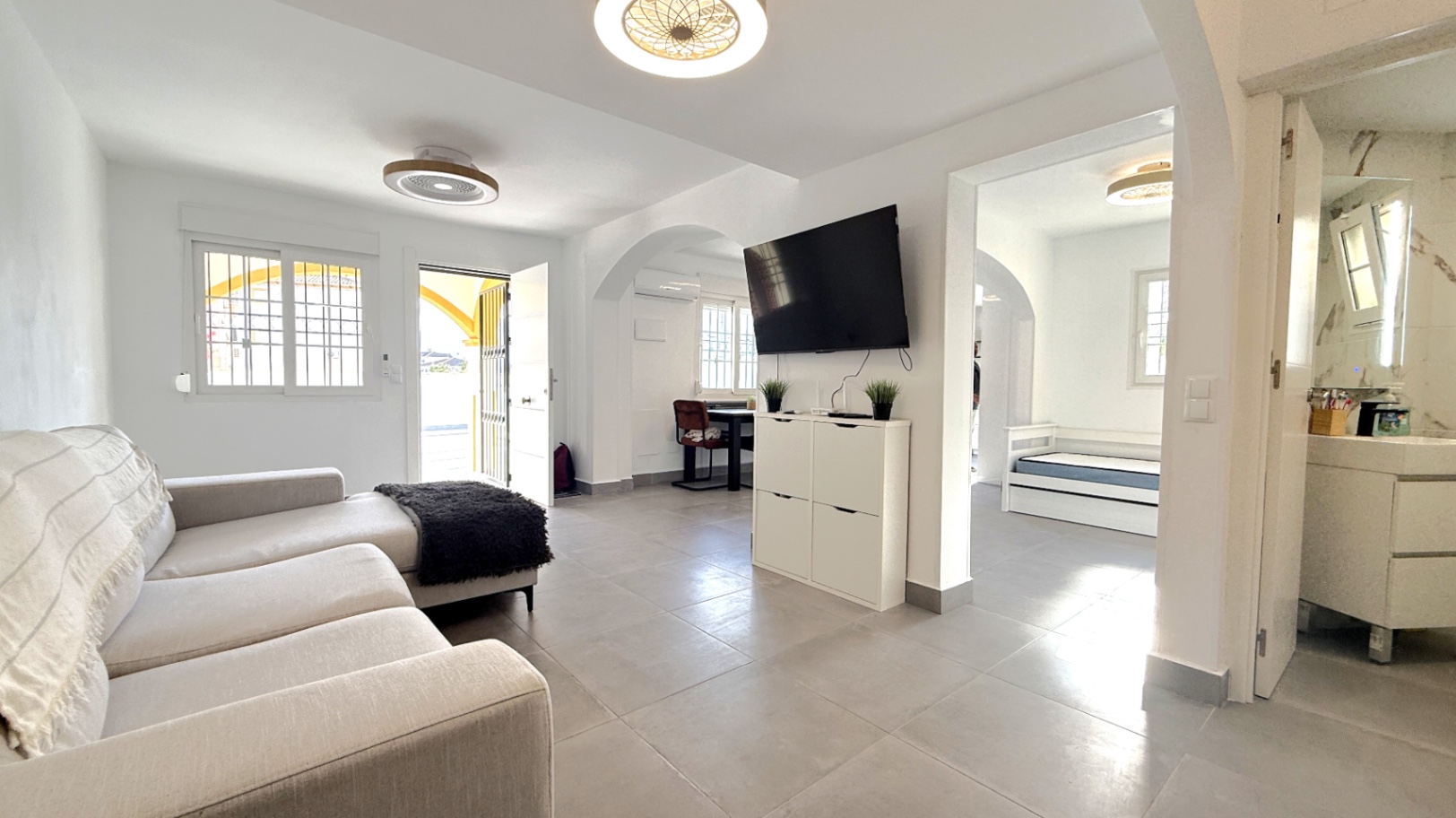 2 Bed, 2 Bath, HouseFor Sale, Orihuela, Alicante