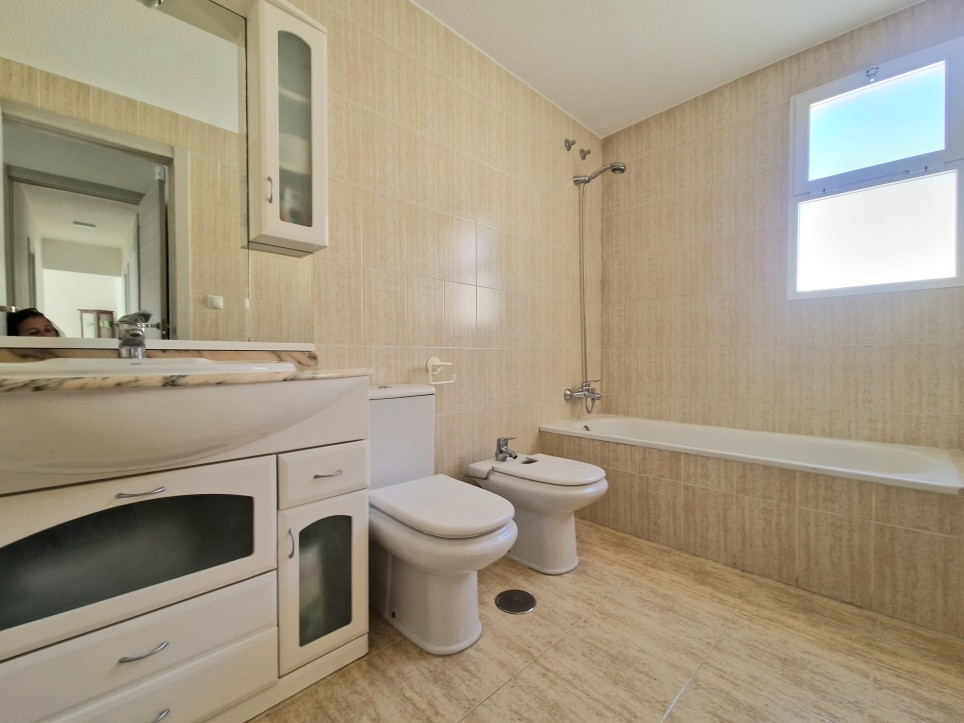 3 Bed, 2 Bath, HouseFor Sale, La Nucia, Alicante