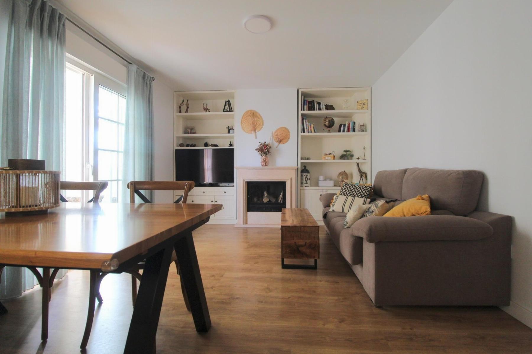 3 Bed, 2 Bath, ApartmentFor Sale, Torrevieja, Alicante