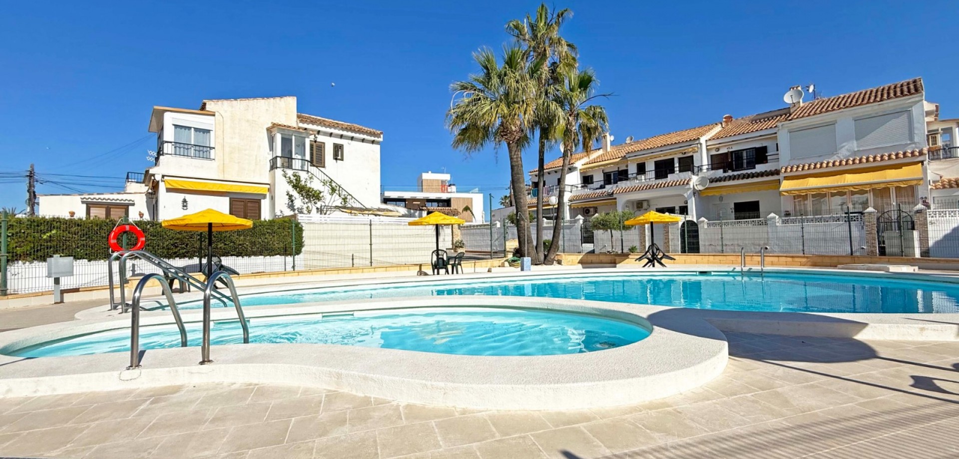 2 Bed, 1 Bath, HouseFor Sale, Torrevieja, Alicante
