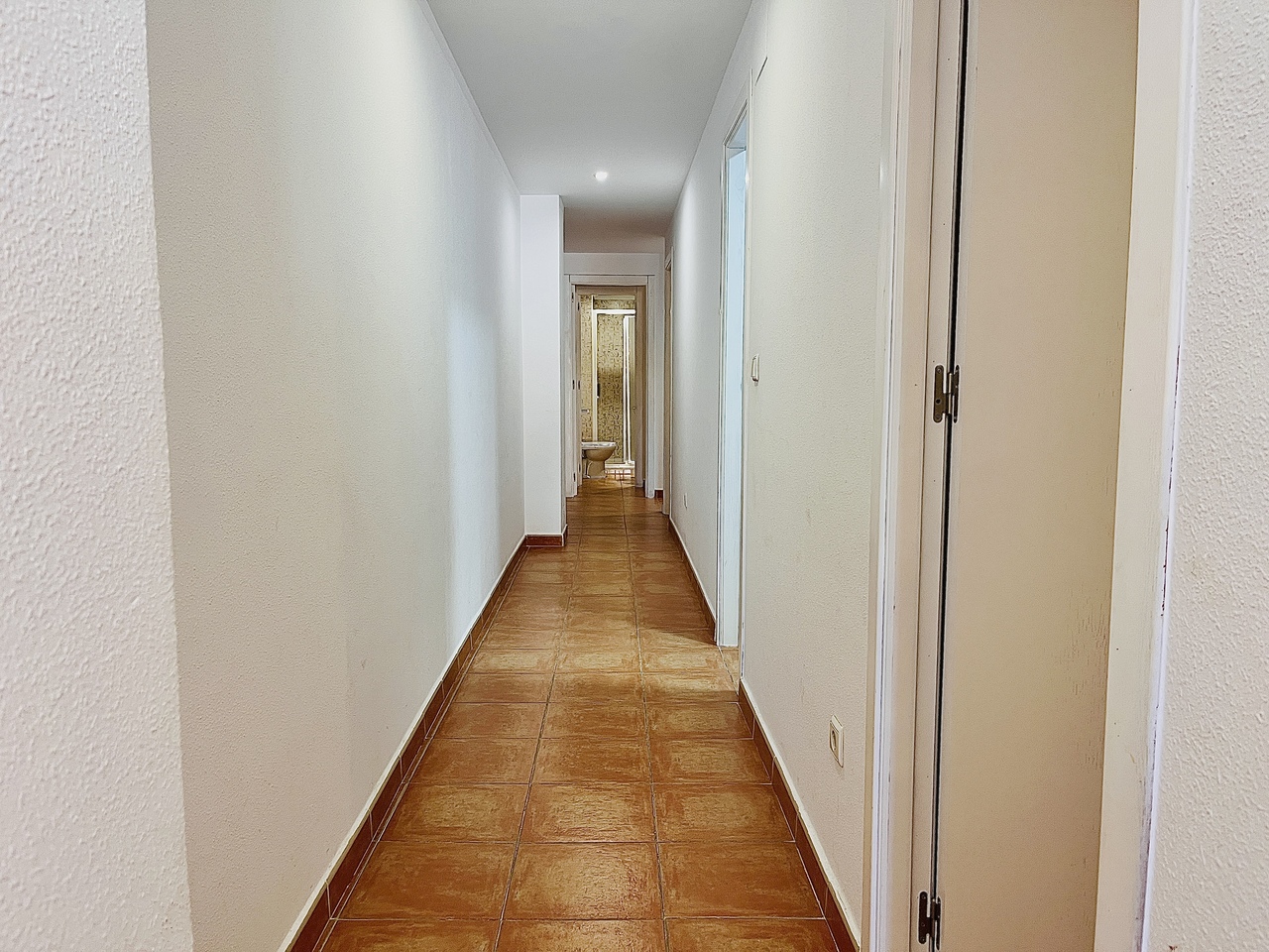 3 Bed, 2 Bath, ApartmentFor Sale, Guardamar Del Segura, Alicante