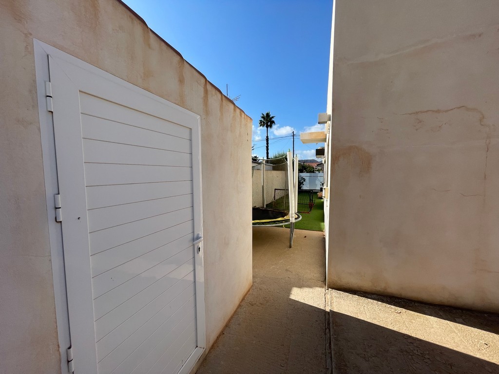 6 Bed, 2 Bath, HouseFor Sale, Mar De Cristal, Murcia