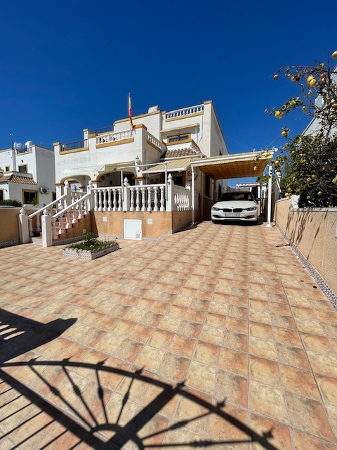 3 Bed, 2 Bath, HouseFor Sale, Orihuela Costa, Alicante