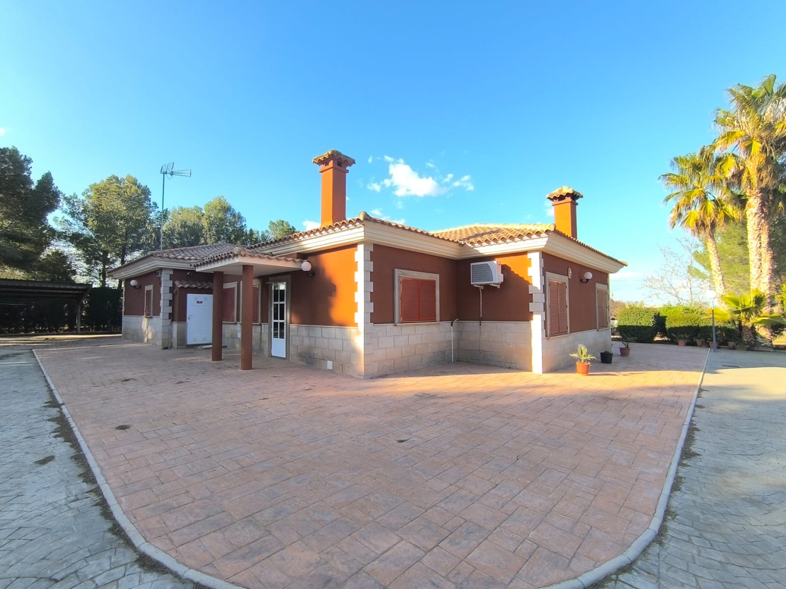 5 Bed, 3 Bath, HouseFor Sale, Yecla, Murcia