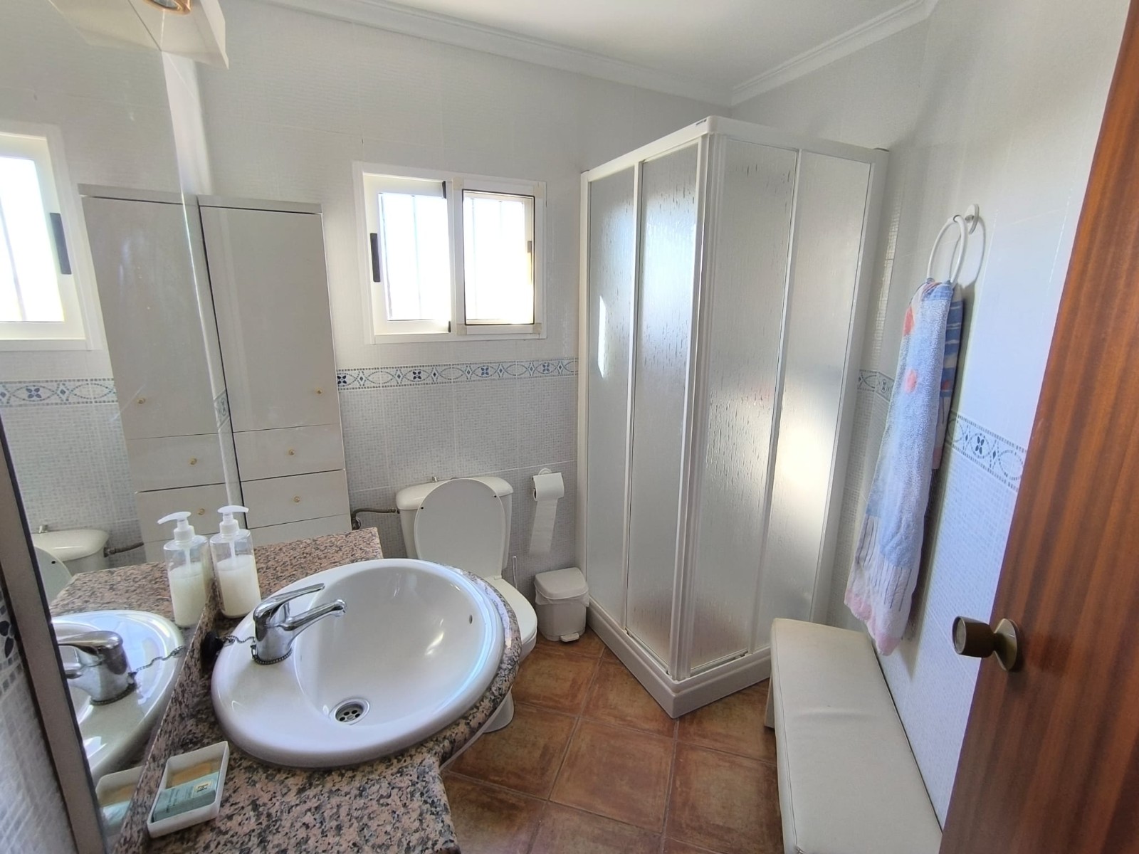 3 Bed, 2 Bath, HouseFor Sale, Yecla, Murcia