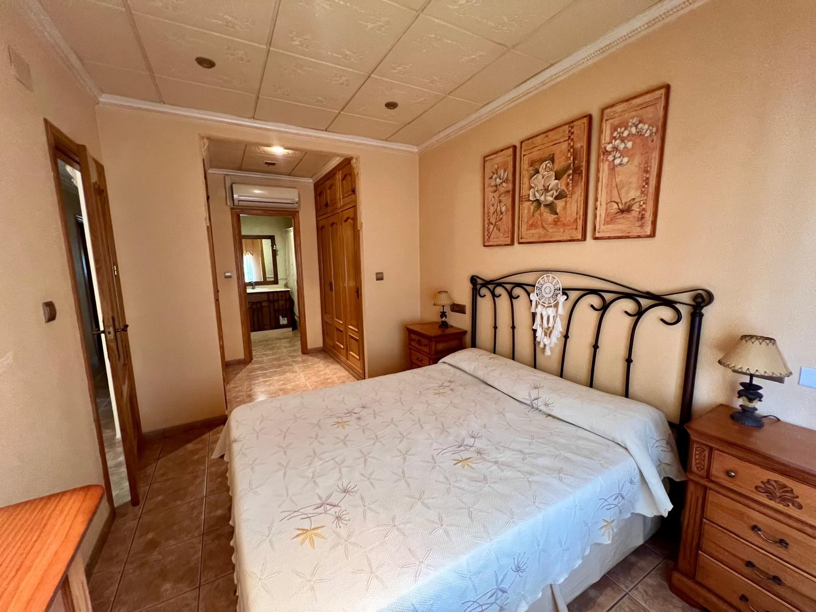 3 Bed, 2 Bath, HouseFor Sale, Pinoso, Alicante