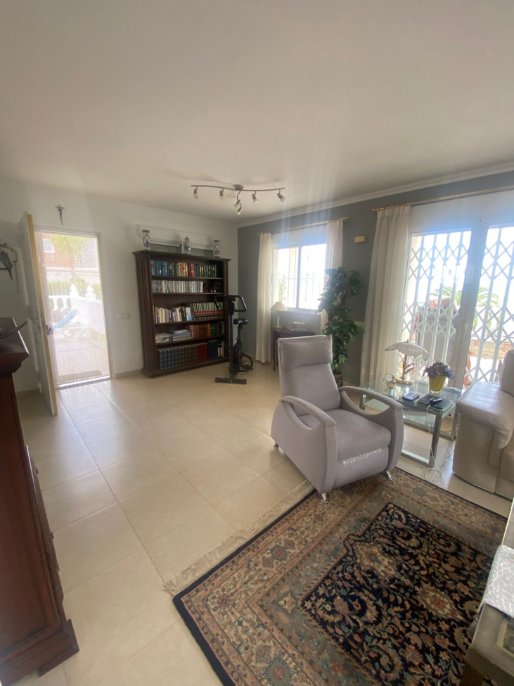 3 Bed, 2 Bath, HouseFor Sale, Algorfa, Alicante