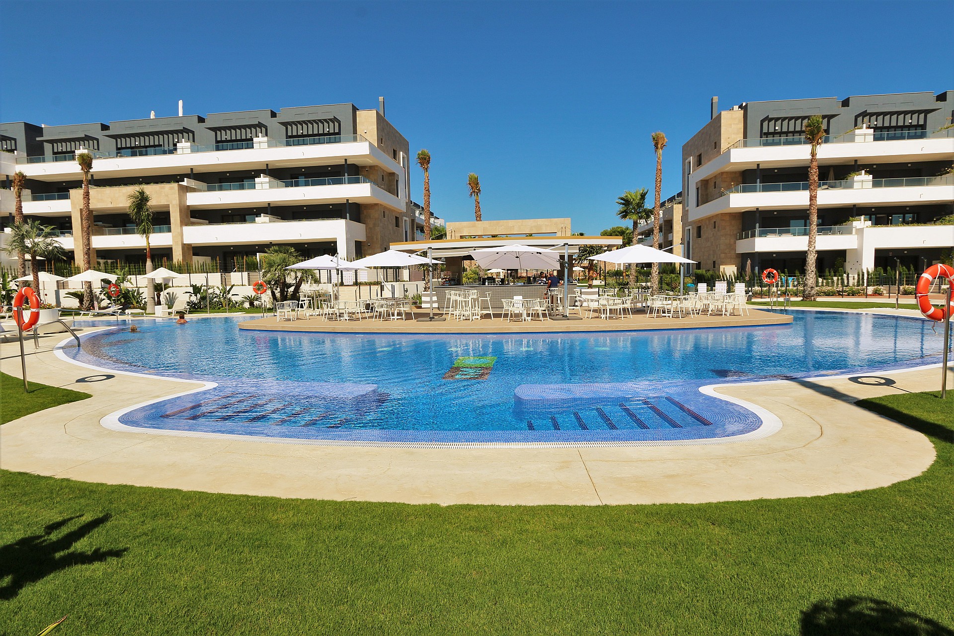 2 Bed, 2 Bath, ApartmentFor Sale, Playa Flamenca, Alicante