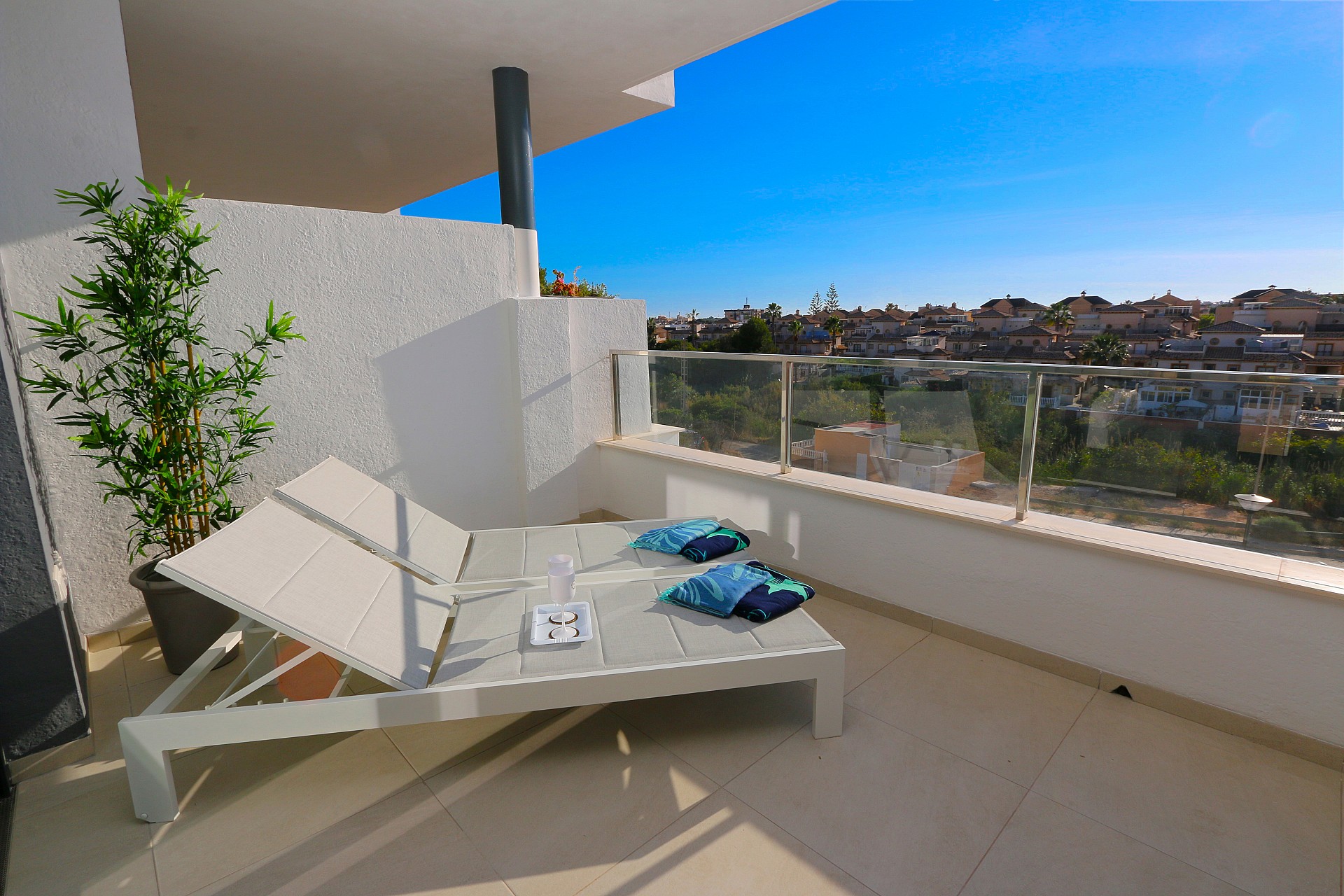 2 Bed, 2 Bath, ApartmentFor Sale, Playa Flamenca, Alicante