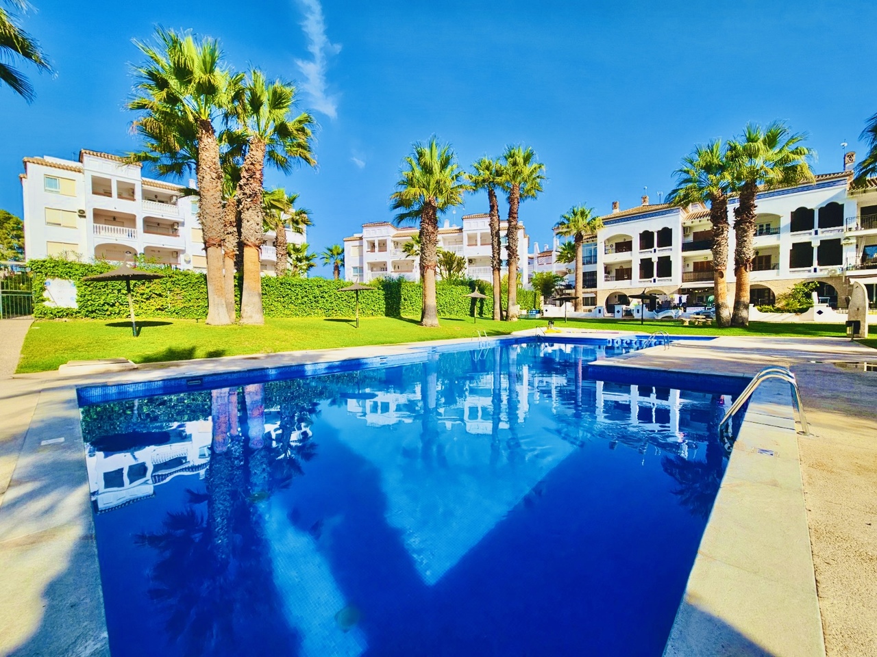 1 Bed, 1 Bath, ApartmentFor Sale, Villamartin, Alicante