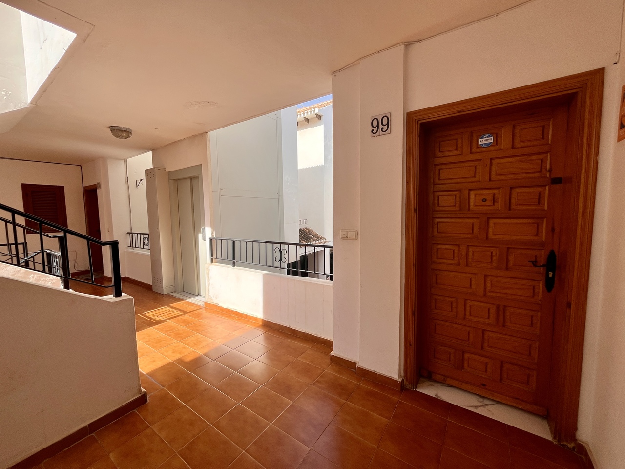1 Bed, 1 Bath, ApartmentFor Sale, Villamartin, Alicante