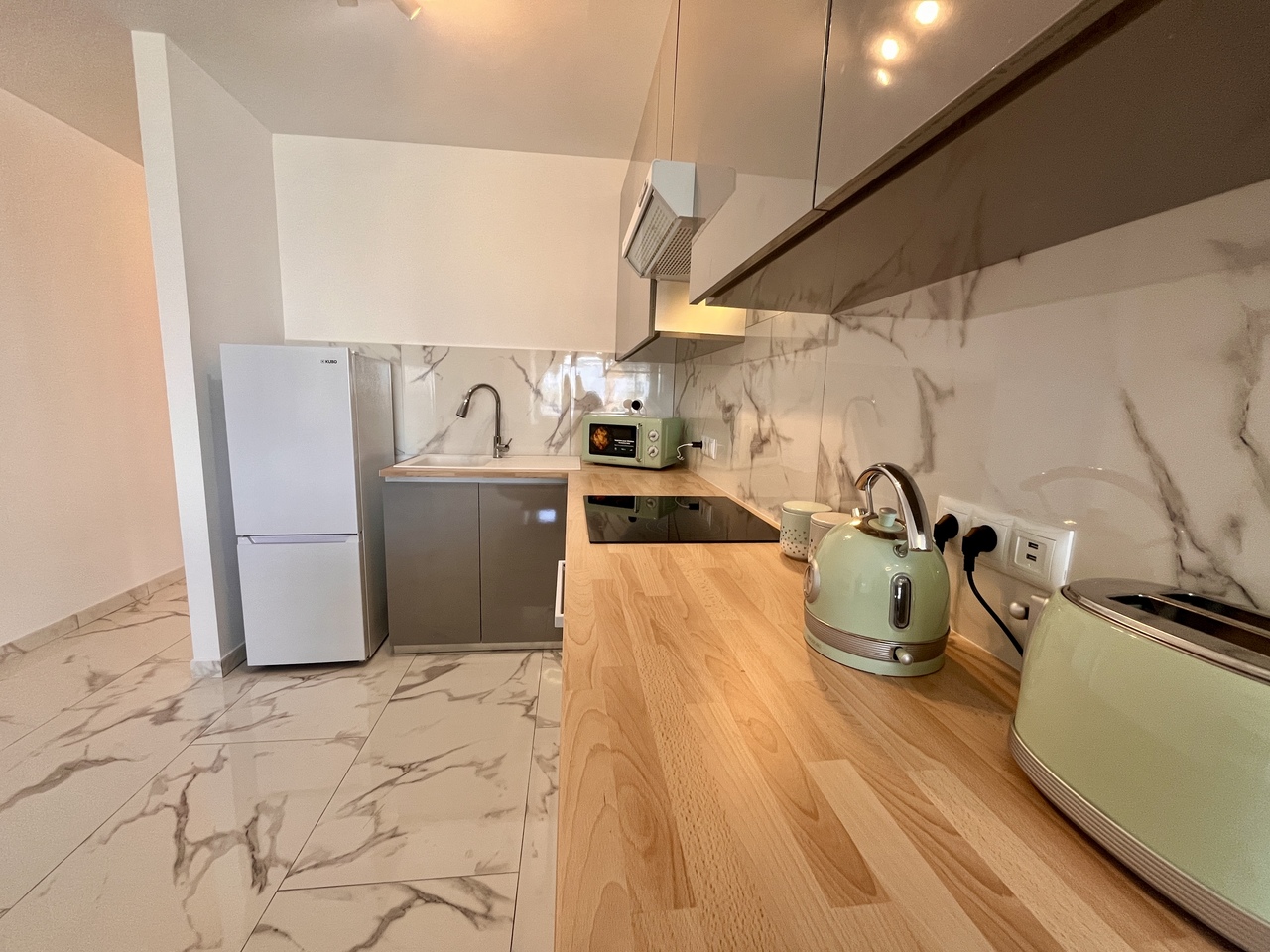 1 Bed, 1 Bath, ApartmentFor Sale, Villamartin, Alicante