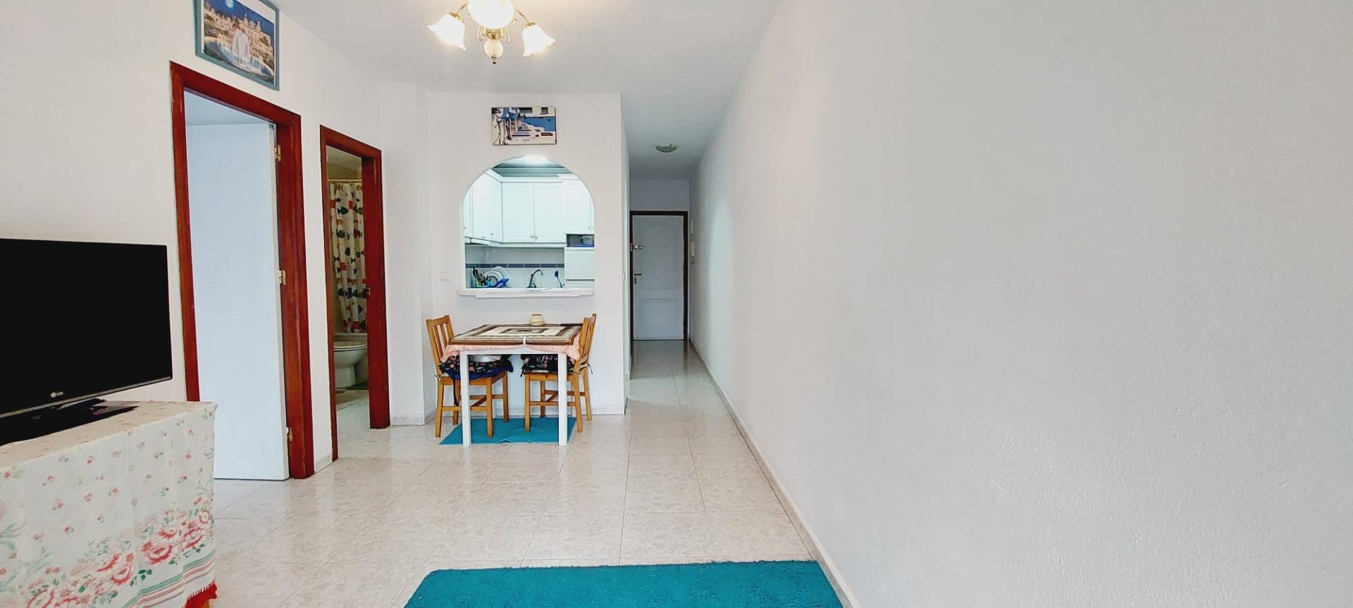 2 Bed, 1 Bath, ApartmentFor Sale, Torrevieja, Alicante