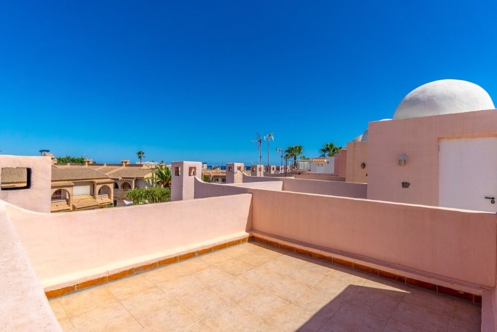 5 Bed, 2 Bath, HouseFor Sale, Torrevieja, Alicante