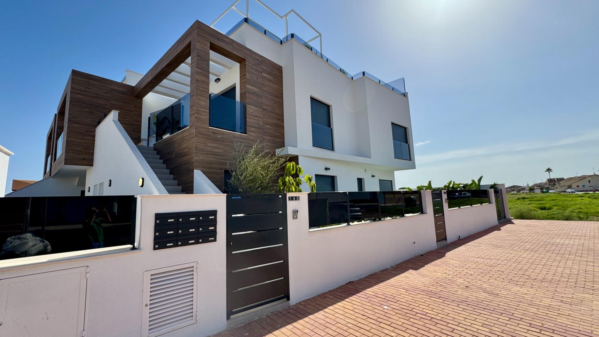 2 Bed, 2 Bath, HouseFor Sale, San Pedro Del Pinatar, Murcia