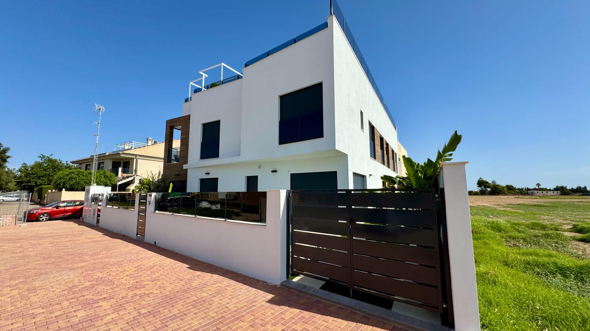 2 Bed, 2 Bath, HouseFor Sale, San Pedro Del Pinatar, Murcia