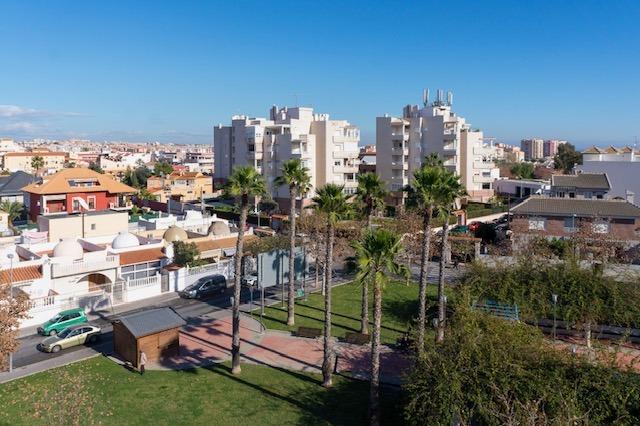 3 Bed, 2 Bath, ApartmentFor Sale, Torrevieja, Alicante