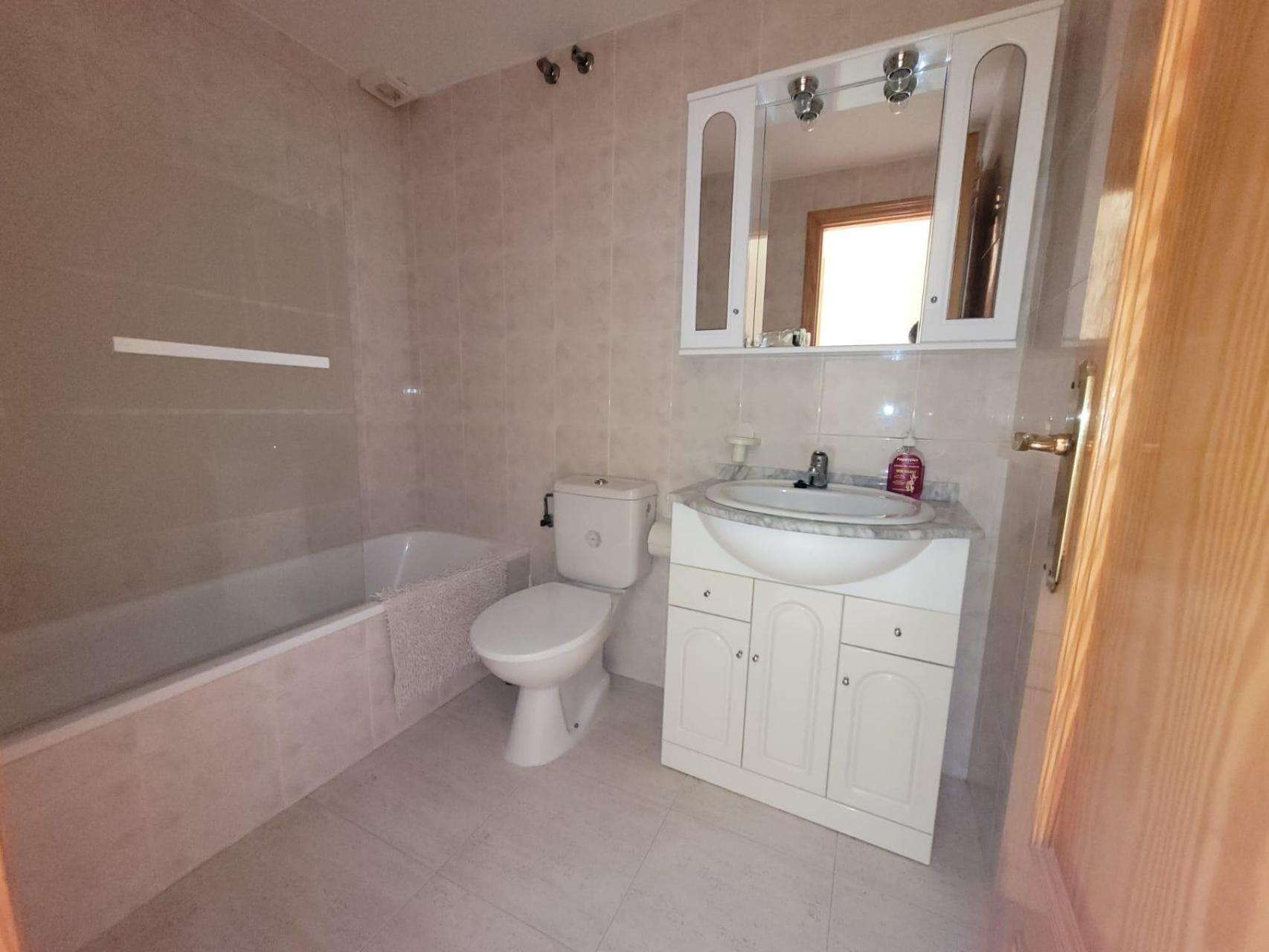2 Bed, 1 Bath, HouseFor Sale, San Miguel de Salinas, Alicante
