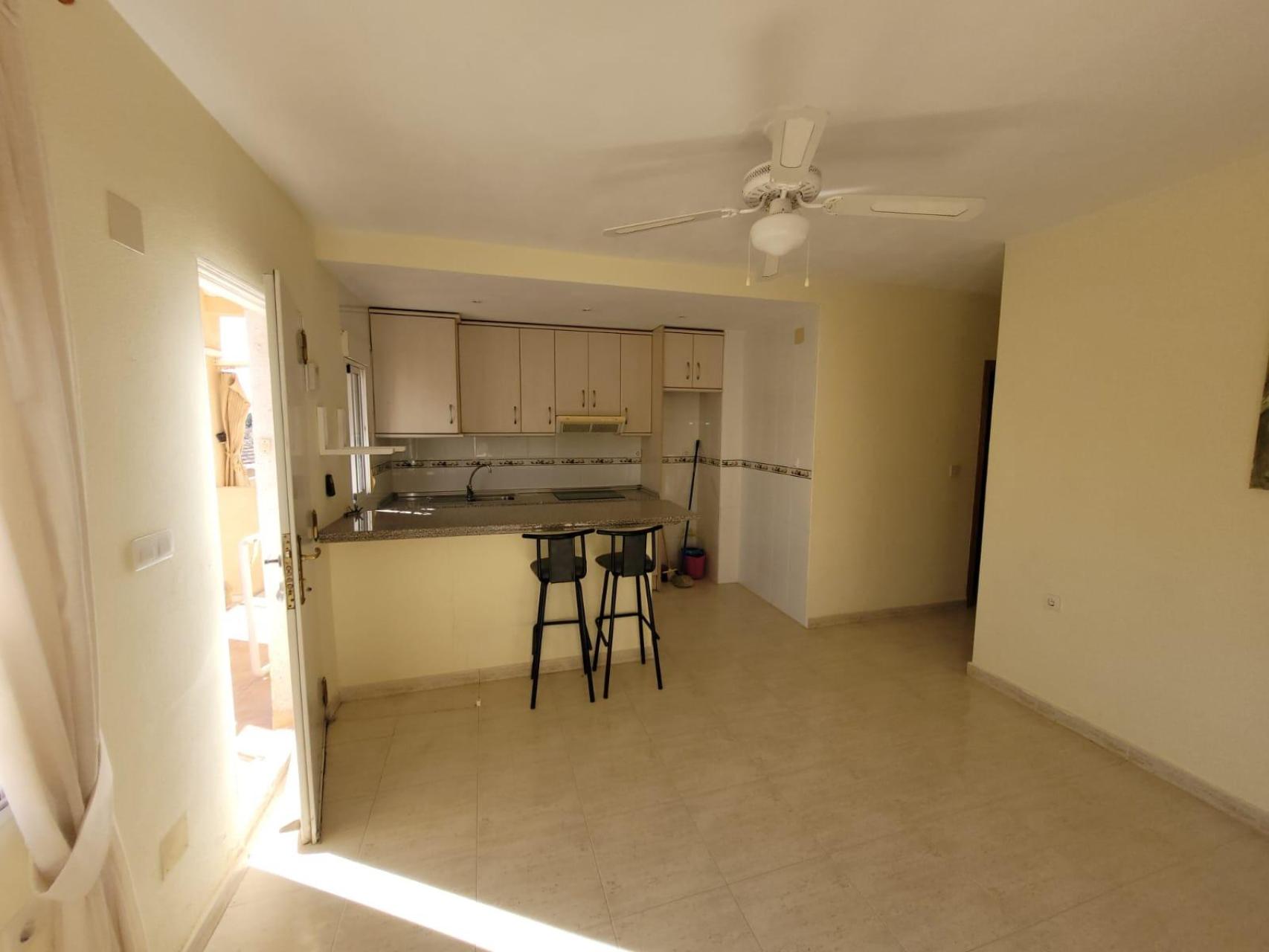 2 Bed, 1 Bath, HouseFor Sale, San Miguel de Salinas, Alicante