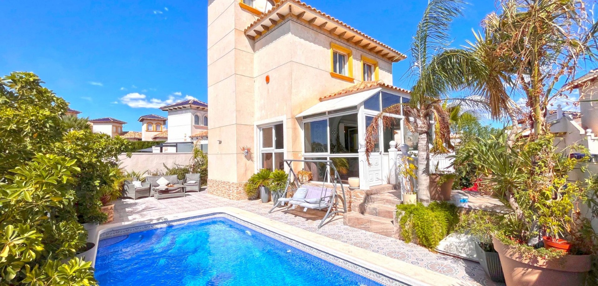 4 Bed, 3 Bath, HouseFor Sale, Orihuela Costa, Alicante