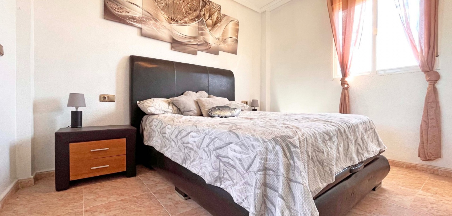 4 Bed, 3 Bath, HouseFor Sale, Orihuela Costa, Alicante