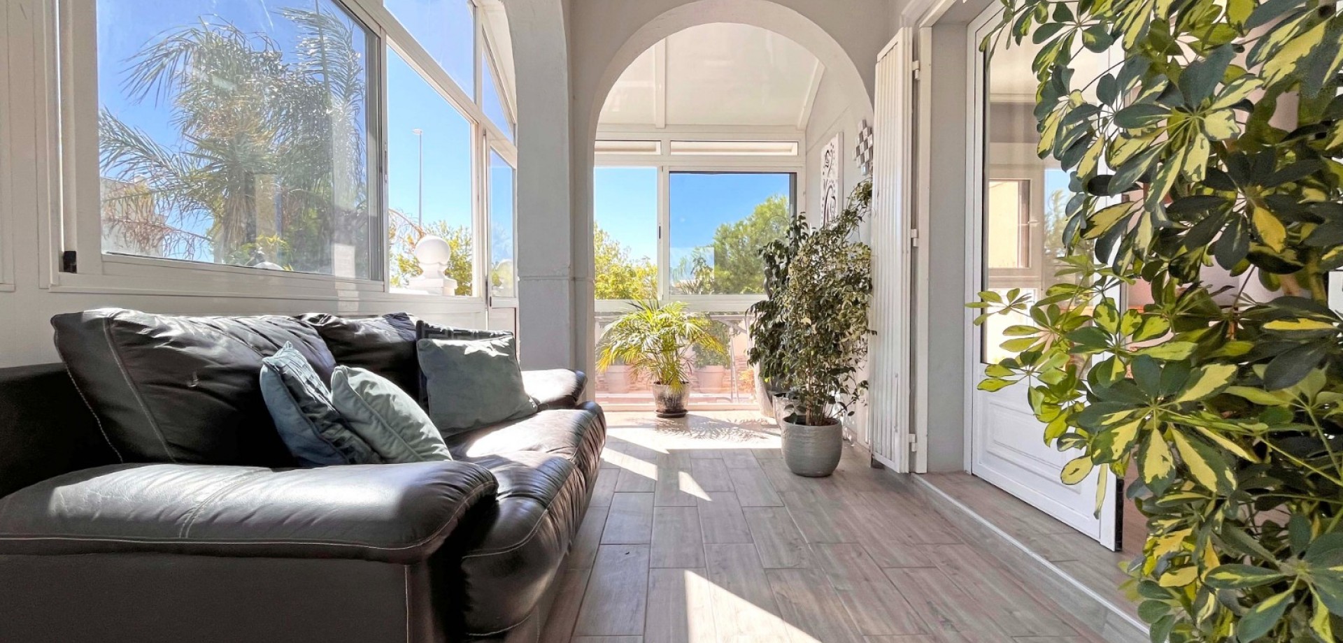 4 Bed, 3 Bath, HouseFor Sale, Orihuela Costa, Alicante