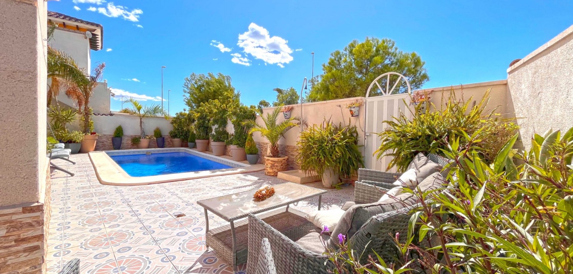 4 Bed, 3 Bath, HouseFor Sale, Orihuela Costa, Alicante