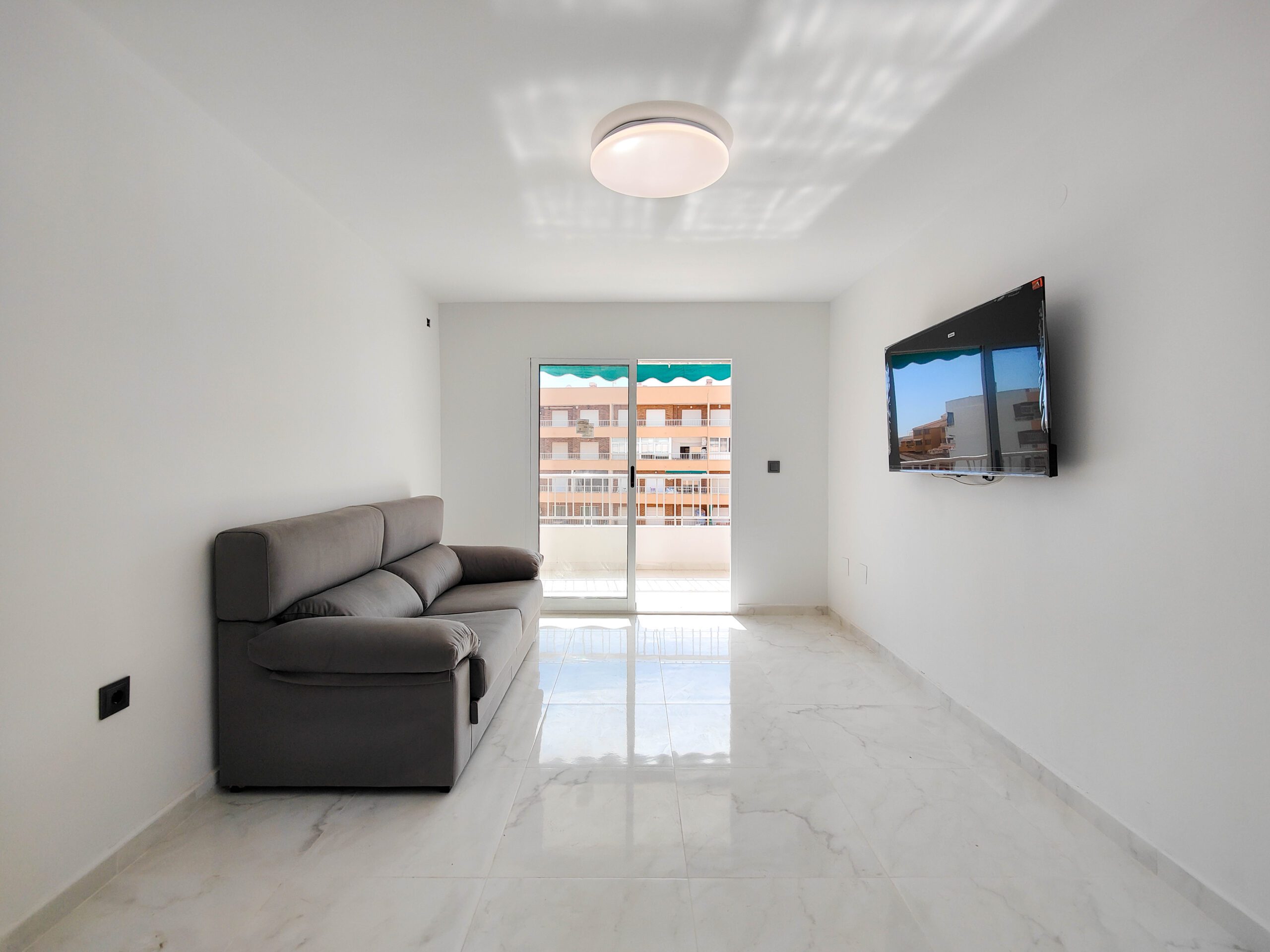 2 Bed, 2 Bath, ApartmentFor Sale, Torrevieja, Alicante