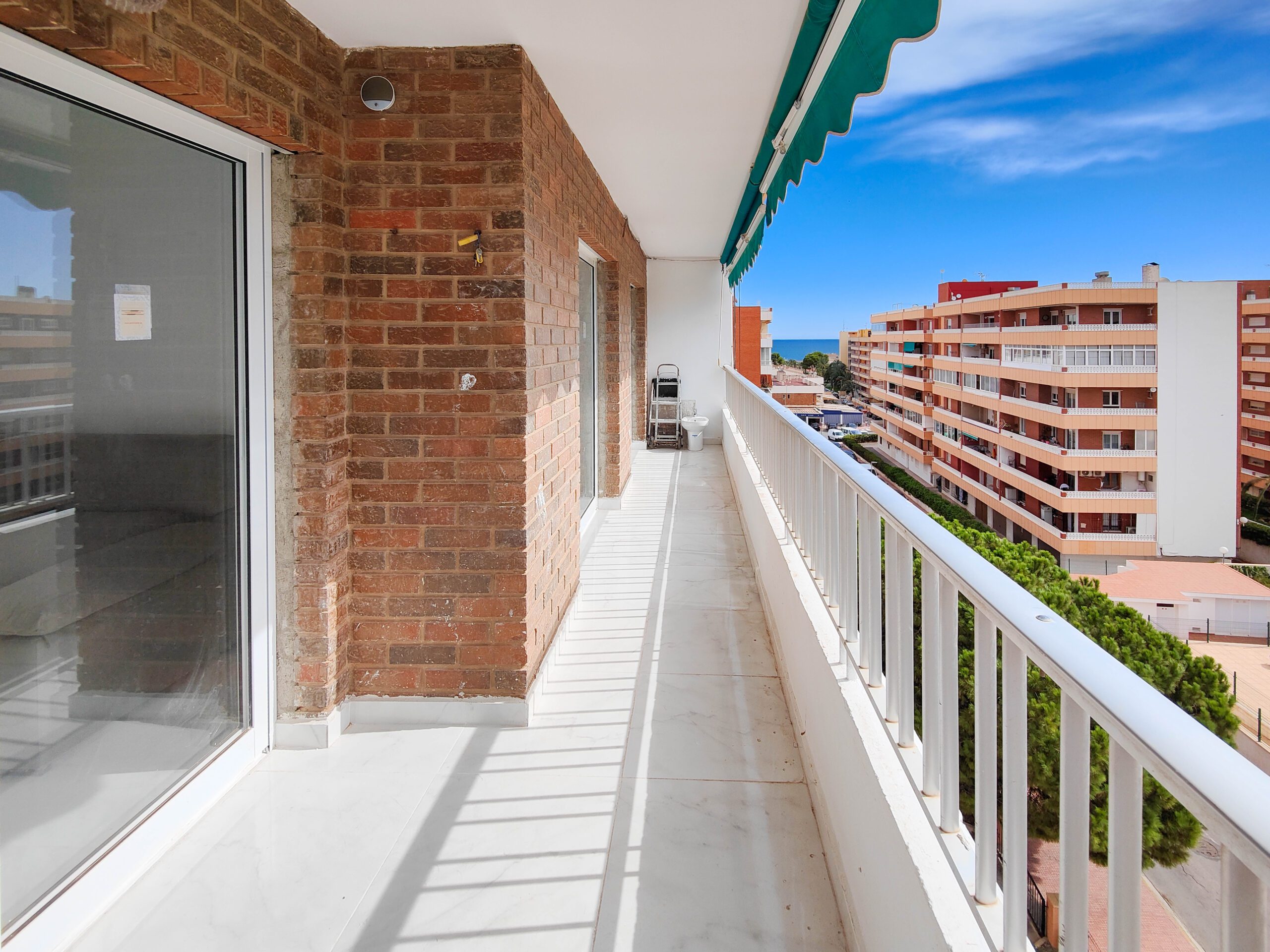 2 Bed, 2 Bath, ApartmentFor Sale, Torrevieja, Alicante