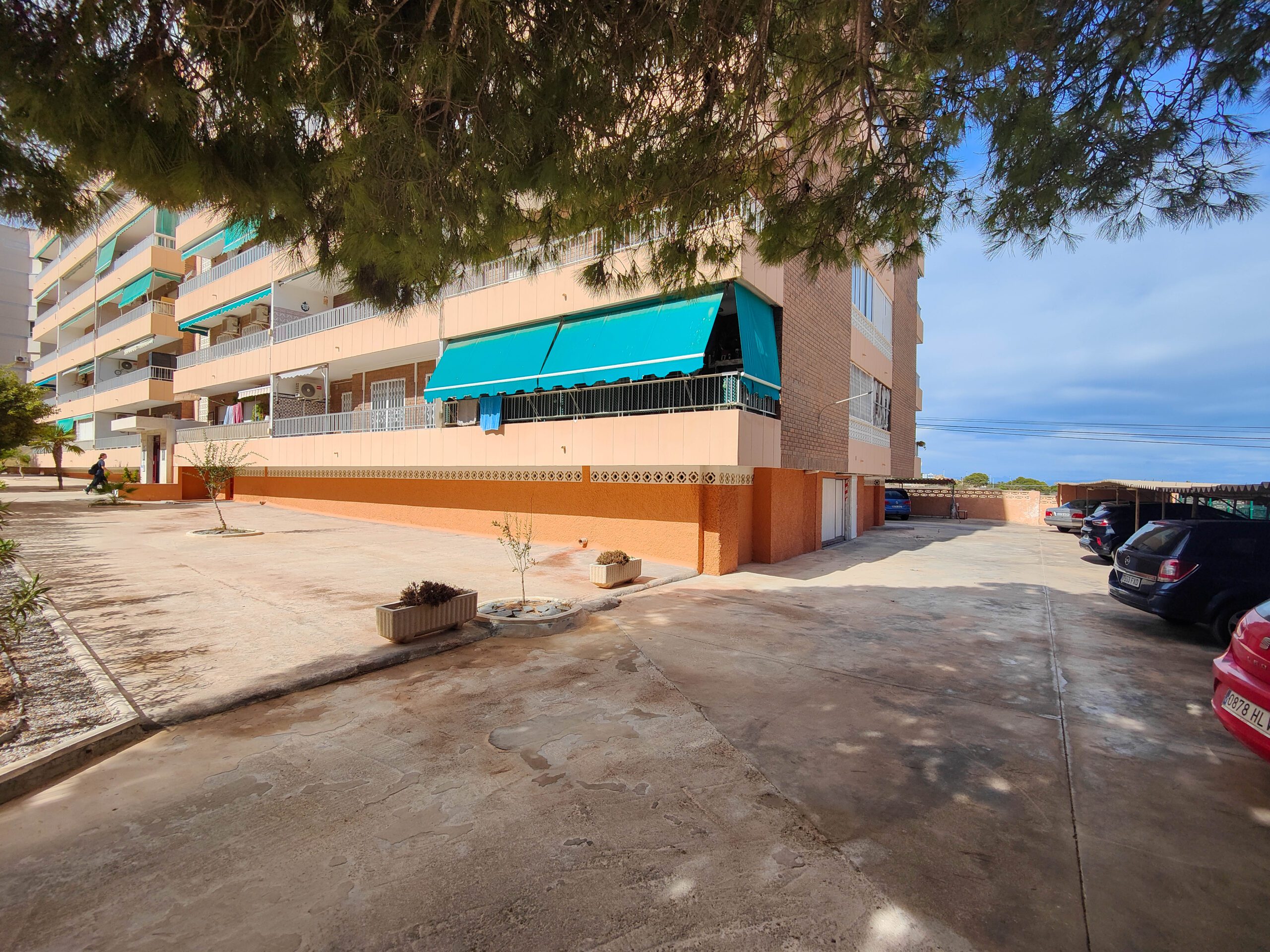 2 Bed, 2 Bath, ApartmentFor Sale, Torrevieja, Alicante