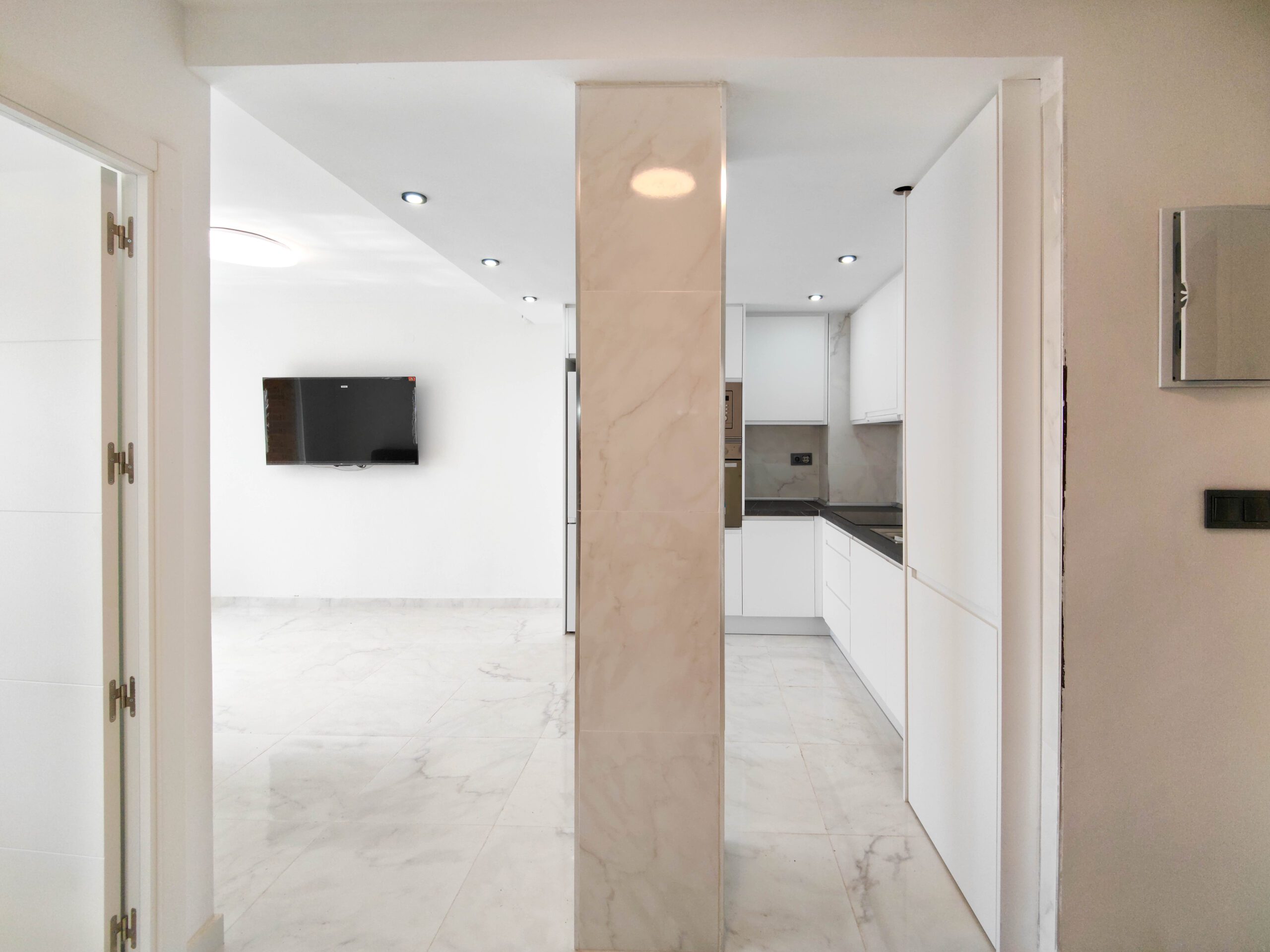 2 Bed, 2 Bath, ApartmentFor Sale, Torrevieja, Alicante