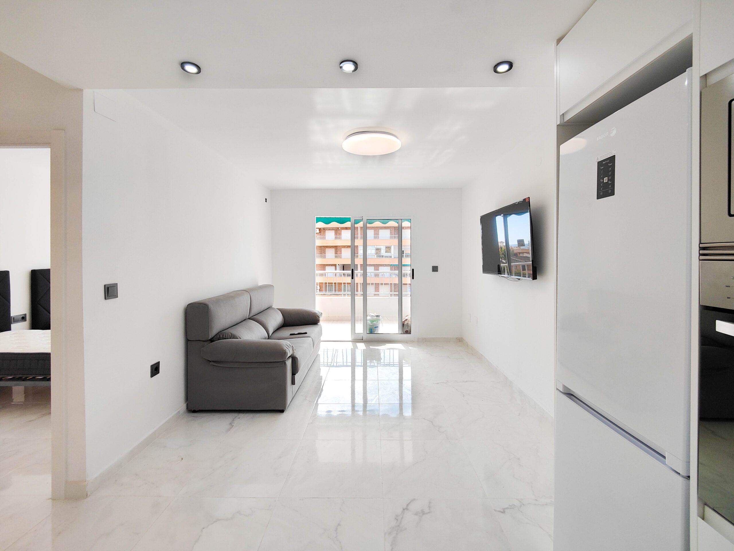 2 Bed, 2 Bath, ApartmentFor Sale, Torrevieja, Alicante