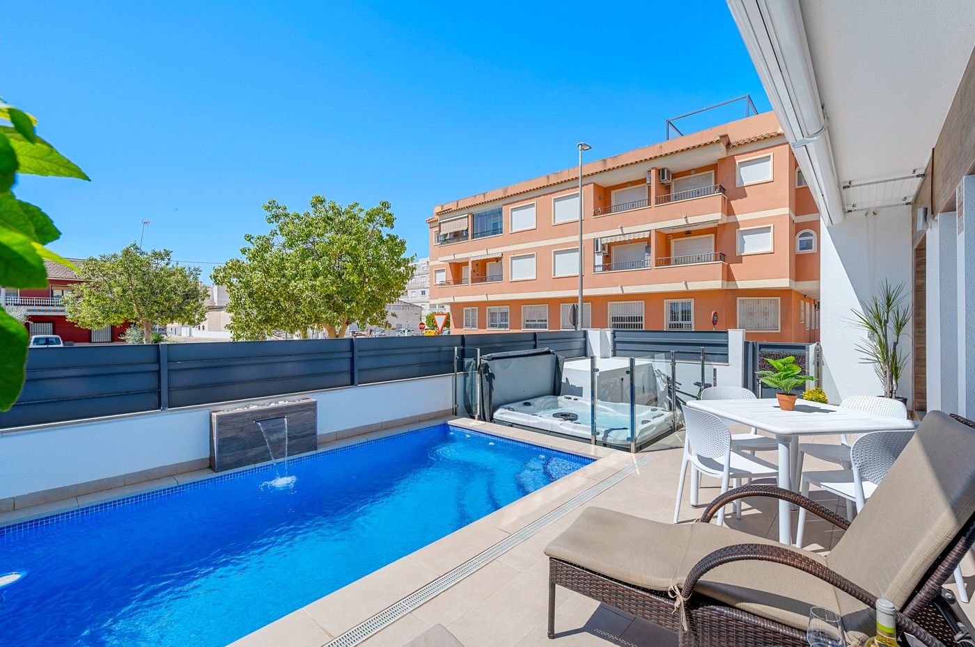 3 Bed, 2 Bath, HouseFor Sale, Formentera Del Segura, Alicante