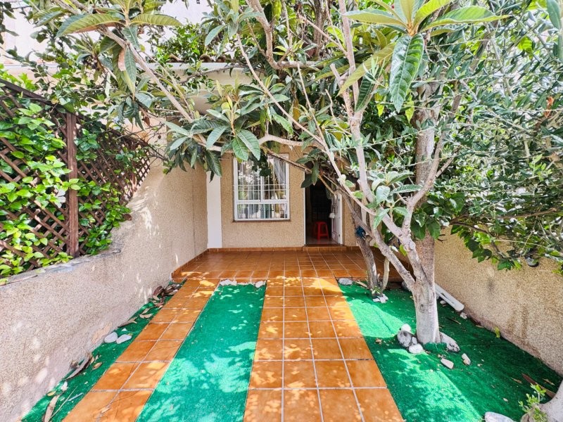 3 Bed, 2 Bath, ApartmentFor Sale, Torrevieja, Alicante