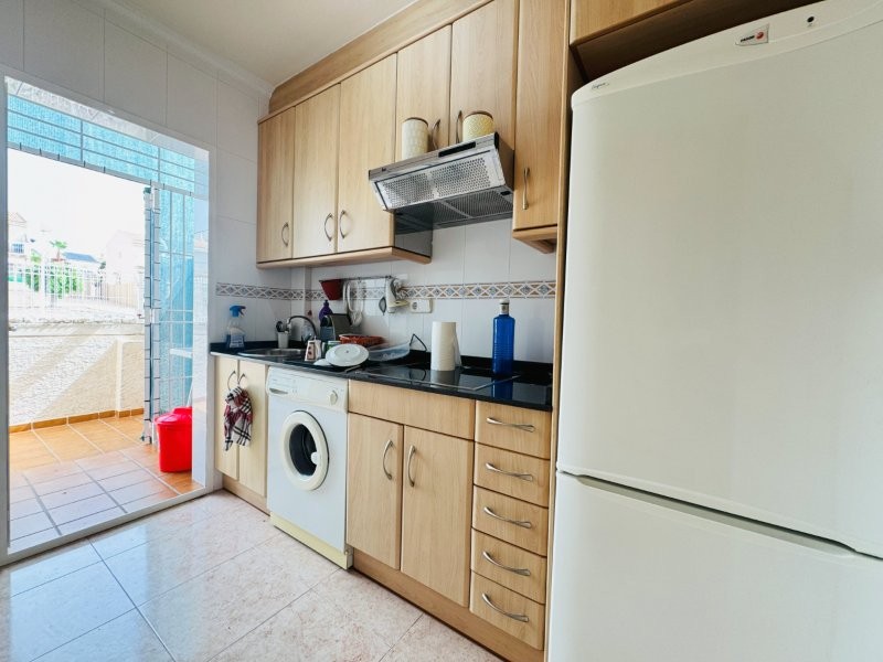 3 Bed, 2 Bath, ApartmentFor Sale, Torrevieja, Alicante