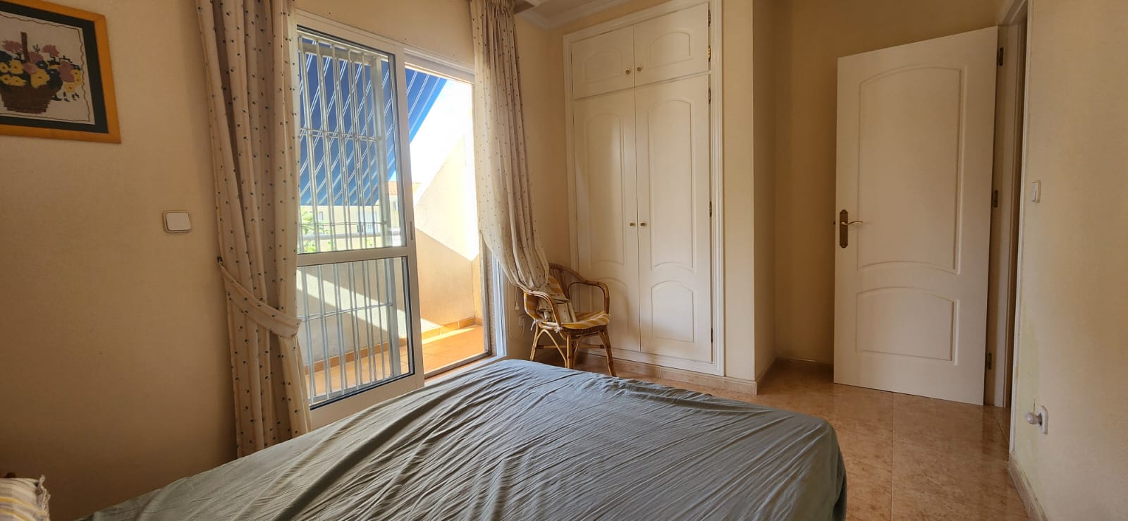 3 Bed, 2 Bath, ApartmentFor Sale, Torrevieja, Alicante