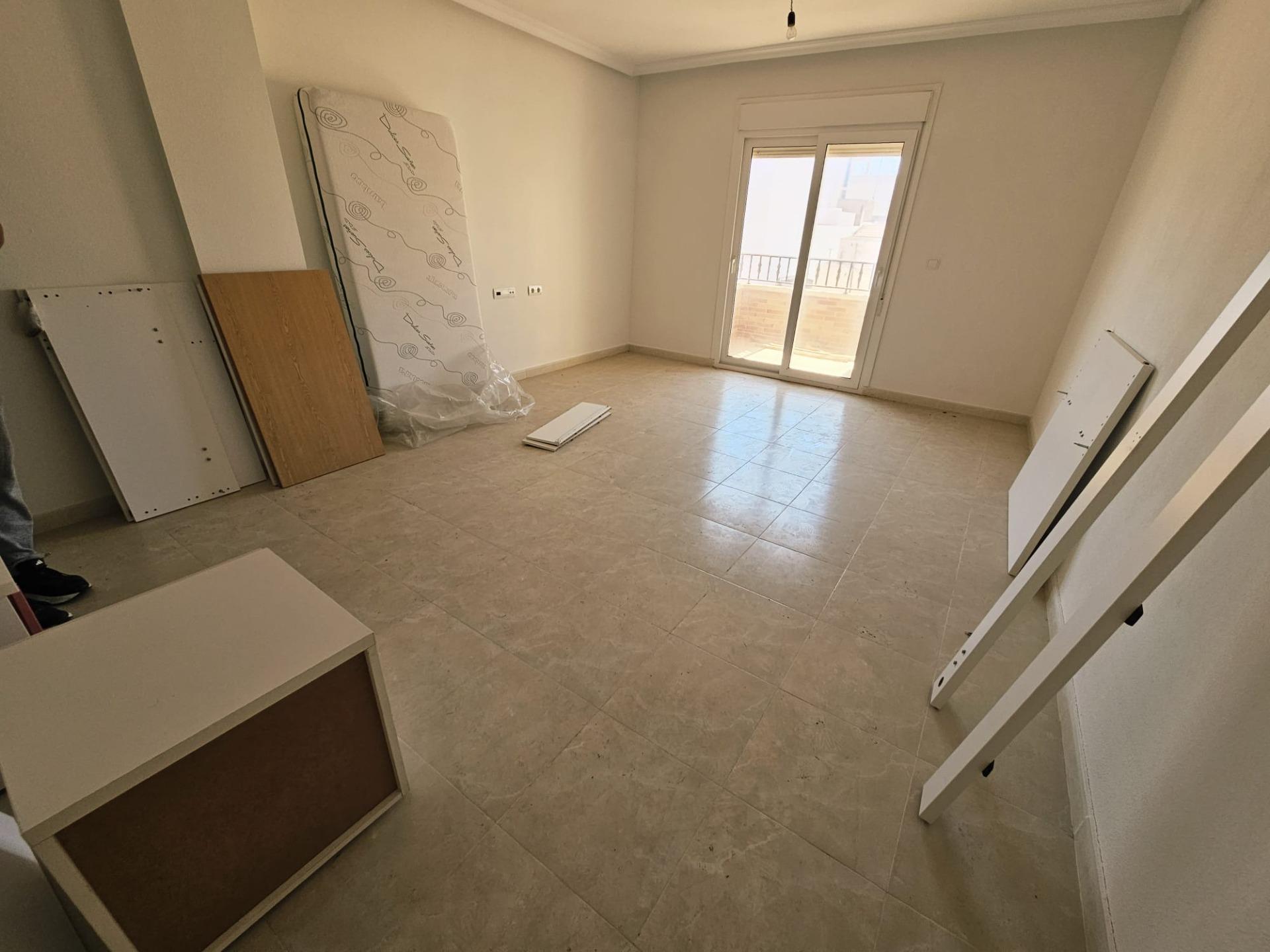 3 Bed, 2 Bath, ApartmentFor Sale, Torrevieja, Alicante