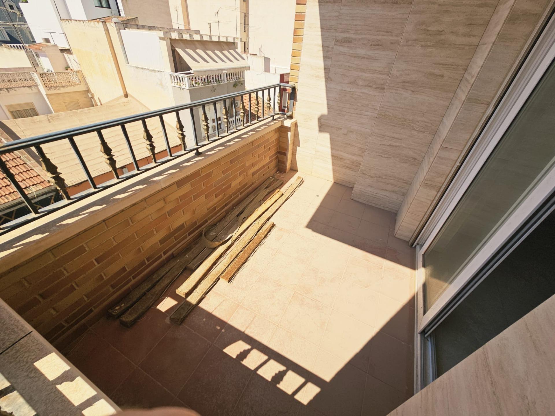 3 Bed, 2 Bath, ApartmentFor Sale, Torrevieja, Alicante