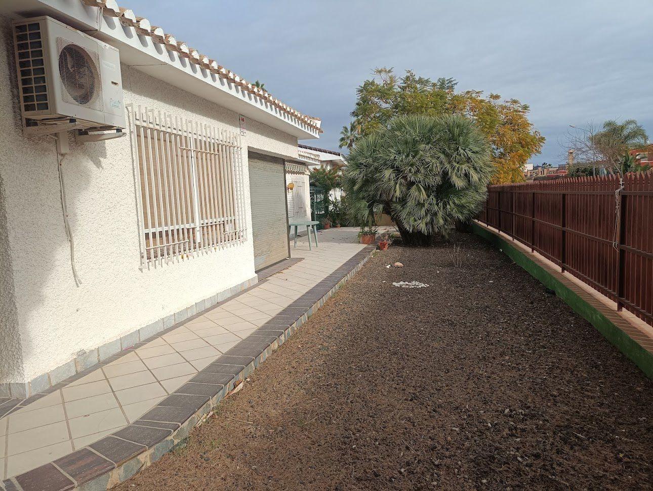4 Bed, 3 Bath, HouseFor Sale, Orihuela Costa, Alicante